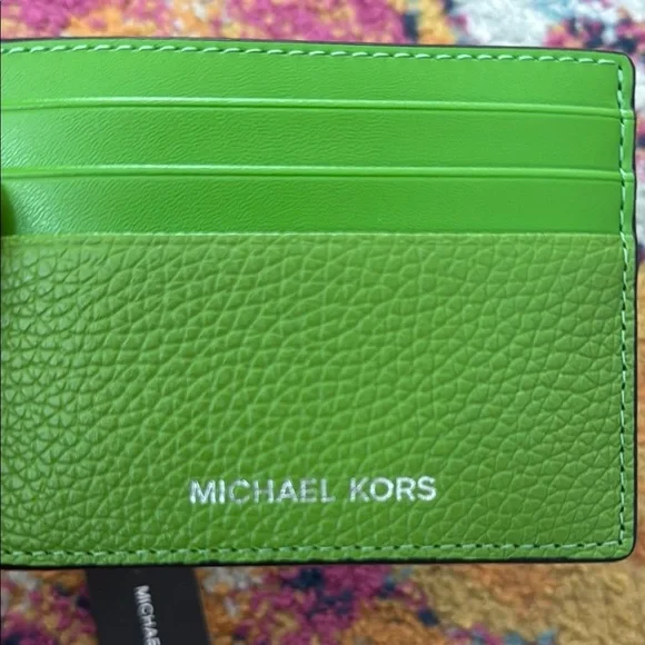 Michael Kors Vibrant Green Card Holder - Picture 4 of 4